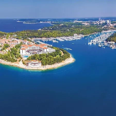 Lovely In With Wifi Loborika
